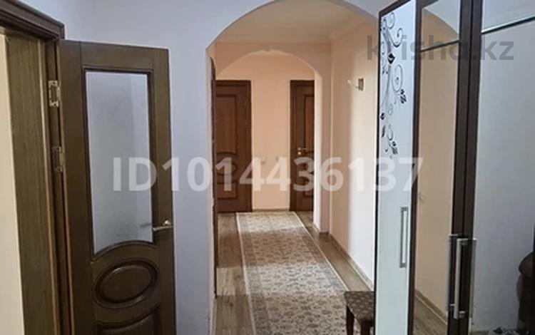 3-комнатная квартира · 90 м² · 14/14 этаж, Сарайшык 5е за 340 000 ₸ в Астане, Есильский р-н — фото 2