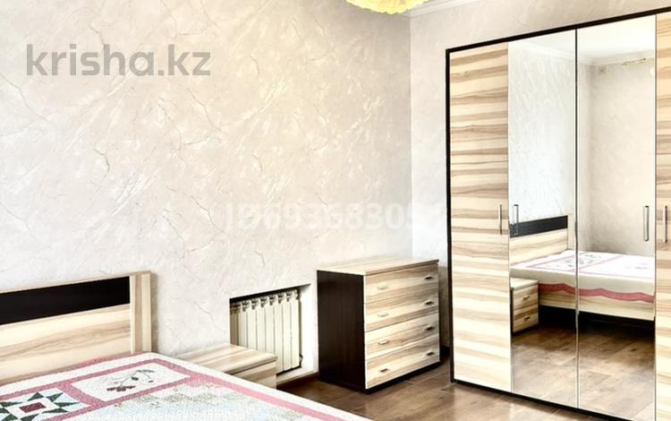 3-бөлмелі пәтер · 80.6 м² · 2/2 қабат, Гагарина 60 — Крытый рынок, парк Металлургов, бағасы: 30 млн ₸ в Шымкенте, Туран р-н — фото 35