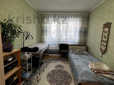 2-бөлмелі пәтер · 53 м² · 1/5 қабат, Камзина 18, бағасы: 10.5 млн ₸ в Аксу