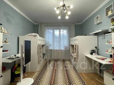 3-комнатная квартира · 75 м² · 2/3 этаж, Желтоксан 162 за 81 млн ₸ в Алматы, Алмалинский р-н