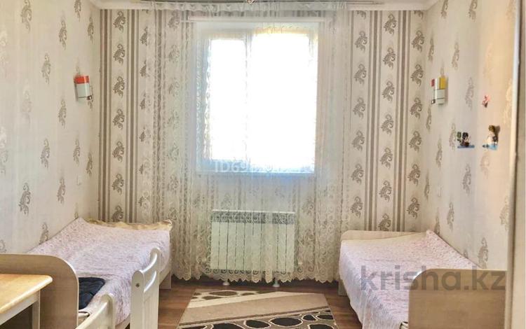 Отдельный дом · 5 комнат · 180 м² · 10 сот., Шукиров 66 — Үй маңында Мешіт, Балабақша Тамаша, Прокуратура, 187 мектеп лицейі бар за 50 млн ₸ в  — фото 2