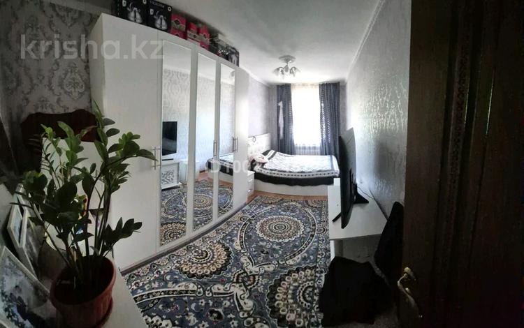 3-комнатная квартира · 65 м² · 2/5 этаж, 11-й микрорайон, 11-й микрорайон 97 А — Орентир торговый дом Мечта за 25 млн ₸ в Шымкенте, Енбекшинский р-н — фото 2