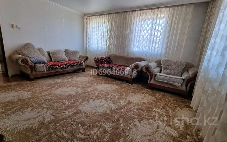 Жеке үй · 4 бөлме · 100 м² · 5.6 сот., Зайсанская 30, бағасы: 16 млн 〒 в Семее — фото 15