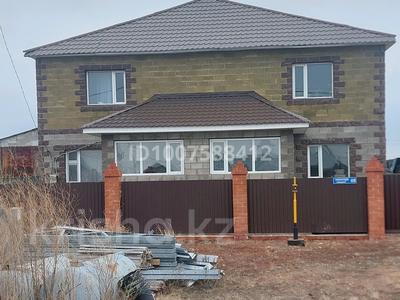 Отдельный дом · 6 комнат · 245 м² · 10 сот., Тауелсиздик за 37 млн 〒 в Караоткеле