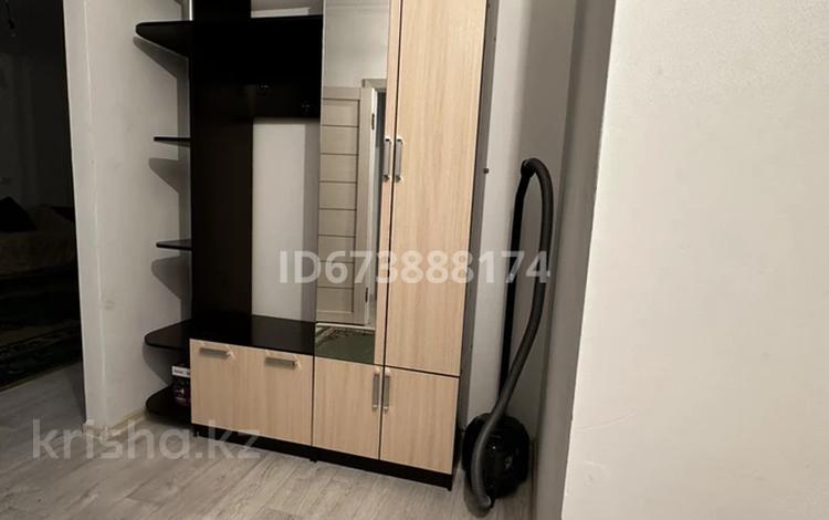 3-бөлмелі пәтер, 79 м², 4/7 қабат ай сайын, Жаңа қала мкр 17/1, бағасы: 140 000 〒 в Туркестане — фото 8