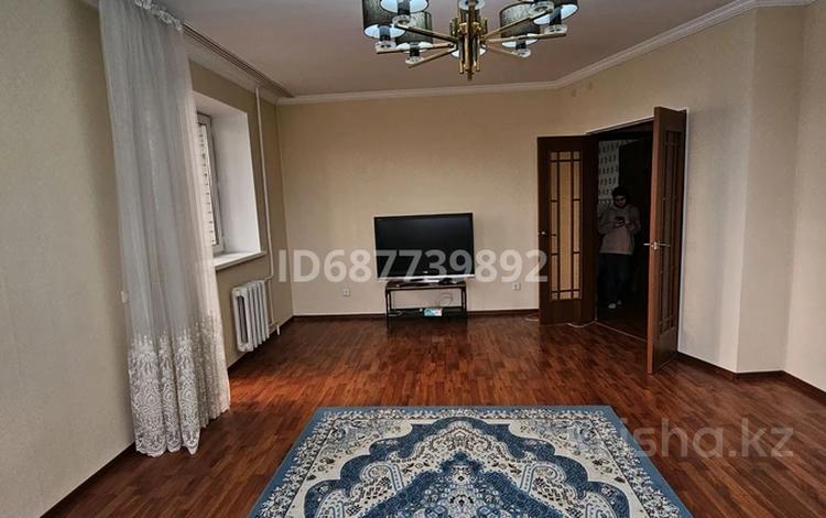 2-комнатная квартира, 89 м², 7/9 этаж помесячно, Женис 75/2 — Рядом с университетом Аграрка