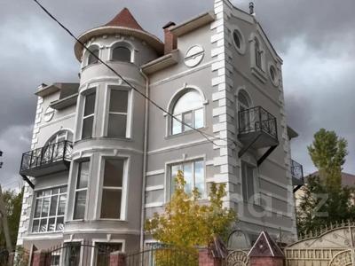 Жеке үй · 7 бөлме · 500 м² · 5 сот., Махамбета, бағасы: 1.5 млн ₸ в Атырау