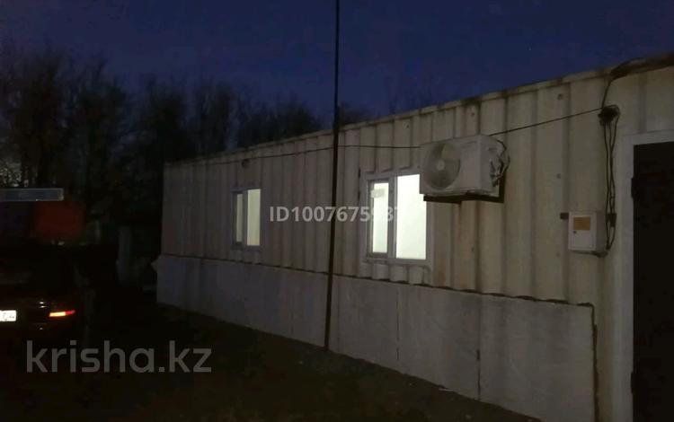 Дача · 2 комнаты · 50 м² · 9 сот., Нефтянник 27 за 3.6 млн 〒 в Актобе, жилой массив Жилянка — фото 2