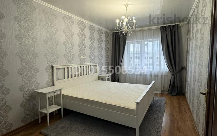2-комнатная квартира · 44 м² · 17/17 этаж, Мамыр-1 29 за 300 000 ₸ в Алматы, Ауэзовский р-н — фото 2