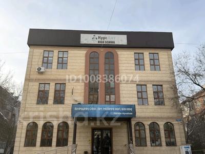 Офисы, магазины и бутики, образование, кабинеты и рабочие места · 1000 м² за 4.5 млн 〒 в Каскелене