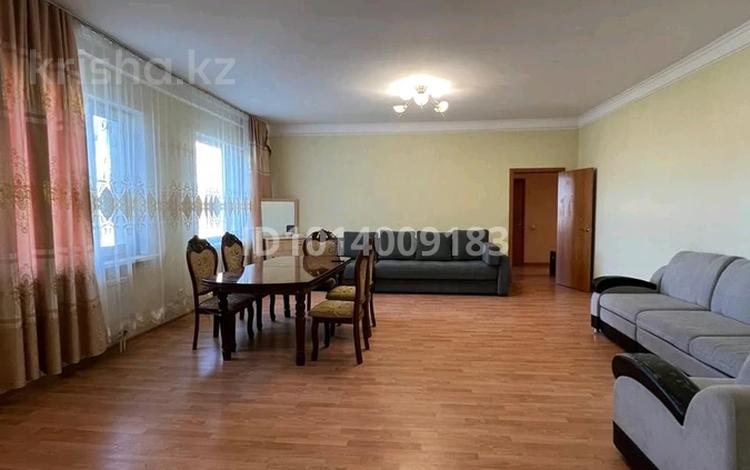 4-комнатная квартира · 133.5 м² · 12/16 этаж, Валиханова 12 — Абая -Валиханова за 57 млн ₸ в Астане, р-н Байконур — фото 2