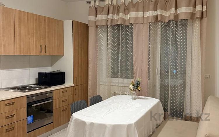 1-бөлмелі пәтер · 45 м² · 3/7 қабат, Аль-фараби 16 — Улы Дала Керей Жанибек Хандар, бағасы: 230 000 ₸ в Астане, Есильский р-н — фото 17