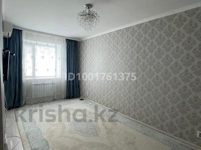 Продажа квартир в Актюбинской обл.: 2-комнатная квартира · 47.9 м² · 8/9 этаж, Бокенбай Батыра 155/7 за 19 млн 〒 2-комнатная квартира · 47.9 м² · 8/9 этаж, Бокенбай Батыра 155/7 за 19 млн 〒 в Актобе, квартал Авиатор-2