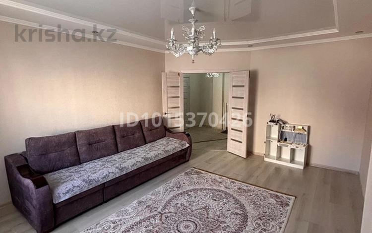 2-комнатная квартира · 54 м² · 3/9 этаж, Азильхан Нуршаихов 10, блок 1, 2 за 250 000 ₸ в Астане, Нура р-н — фото 2