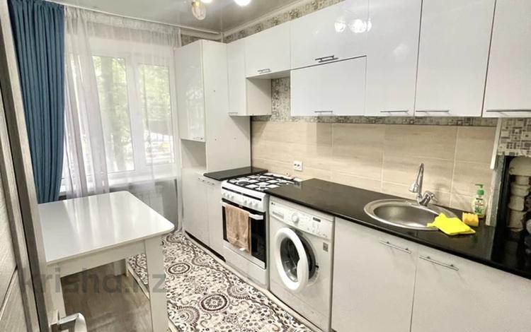 2-комнатная квартира · 52 м² · 1/5 этаж, 𝐌-𝐍 𝐒𝐀𝐌𝐀𝐋 — 𝟓 𝐌𝐊𝐑 - 𝟏𝟐 𝐒𝐡𝐤𝐨𝐥𝐚 - 𝐊𝐨𝐥𝐥𝐞𝐝𝐳𝐡 𝐁𝐢𝐥𝐢𝐦 - 𝐙𝐕𝐎𝐍𝐈! 𝐀𝐆𝐄𝐍𝐒𝐓𝐕𝐎 𝐋𝐈𝐃𝐄𝐑! за ~ 17.3 млн ₸ в Талдыкоргане, мкр Самал — фото 2