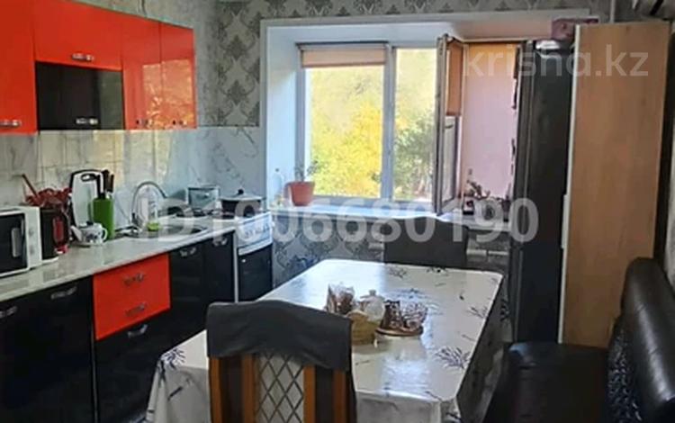 5-бөлмелі пәтер · 100 м² · 3/5 қабат, мкр Новый Город, Лободы 46, бағасы: 30 млн ₸ в Караганде, Казыбек би р-н — фото 3