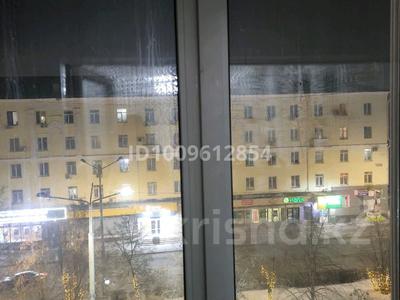 3-бөлмелі пәтер · 63.8 м² · 5/5 қабат, Пр.Нурсултана Назарбаева 3 — Астана и пр.Нурсултана Назарбаеа, бағасы: 23.8 млн ₸ в Усть-Каменогорске