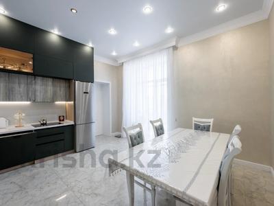 4-бөлмелі пәтер · 155 м² · 3/8 қабат, Касым Аманжолов 20, бағасы: 140 млн ₸ в Астане