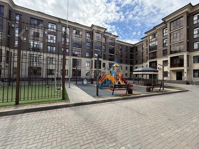 4-комнатная квартира · 118 м² · 3/5 этаж, мкр Юго-Восток, Проспект Республики за 50 млн ₸ в Караганде, Казыбек би р-н
