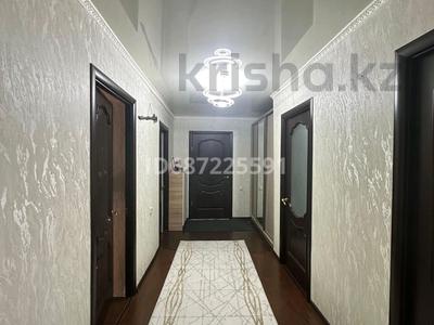 4-комнатная квартира · 108 м² · 5/5 этаж, Кизатова — Военный институт за 39 млн 〒 в Петропавловске