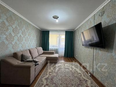 3-бөлмелі пәтер, 93 м², 10/10 қабат, мкр 12 37а, бағасы: 24 млн 〒 в Актобе, мкр 12