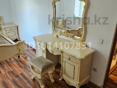 4-комнатная квартира · 160 м² · 2/2 этаж, мкр Ак Шагала, Акберен за 450 000 ₸ в Атырау