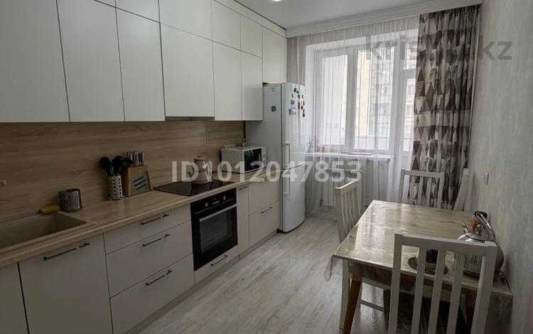 1-комнатная квартира · 38.9 м² · 3/9 этаж, Болекпаева — Р. Кошкарбаева за 28 млн ₸ в Астане, Сарайшык р-н — фото 2
