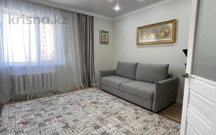 2-бөлмелі пәтер · 63 м² · 4/17 қабат, Валиханова 3, бағасы: 32.9 млн 〒 в Астане, Алматы р-н — фото 46