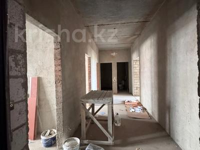 3-бөлмелі пәтер · 100 м², Алтын орда ш/а., бағасы: 29.5 млн ₸ в Актобе, мкр. Алтын орда