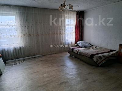 2-бөлмелі пәтер, 68 м², 3/3 қабат, Терешковой 6/7 — Остановка Автошкола, бағасы: 7.5 млн 〒 в Семее