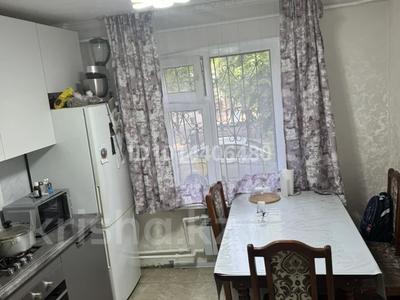 2-бөлмелі пәтер · 57 м² · 1/5 қабат, Ақсай-3Б ш/а. 4 — толе би Яссауи, бағасы: 35.5 млн ₸ в Алматы, Ауэзовский р-н