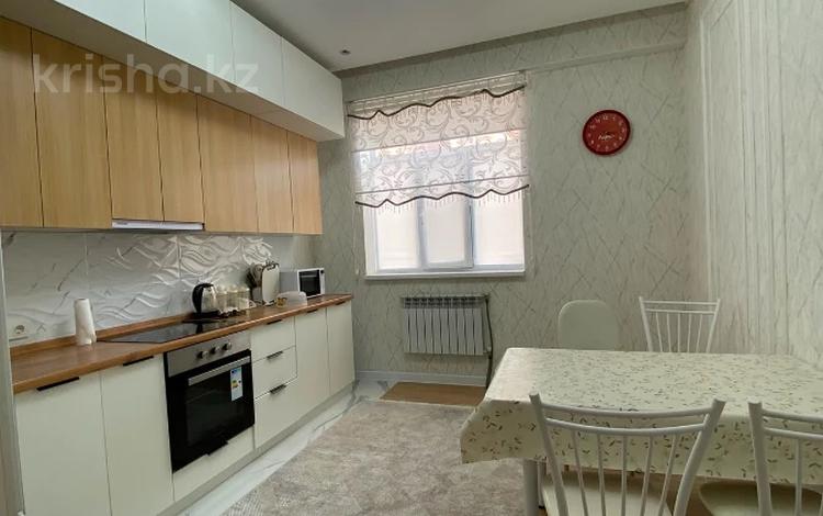 3-бөлмелі пәтер · 102 м² · 2/14 қабат, 17-ш/а. 6, бағасы: 63 млн ₸ в Актау, 17-й мкр — фото 5