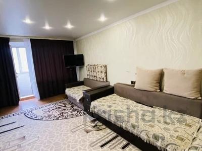 2-комнатная квартира · 45.8 м² · 2/5 этаж, Байсалыкова 61 — 9 школа за 17.5 млн ₸ в Семее