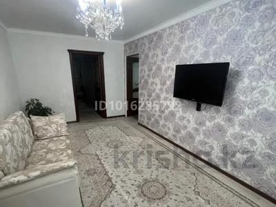 3-комнатная квартира · 59 м² · 4/5 этаж, мкр Центральный, Азаттык 60 а за 250 000 ₸ в Атырау