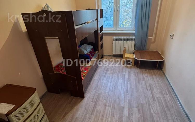 1 бөлме · 10 м² · 3/4 қабат, №6 ш/а. 55, бағасы: 110 000 ₸ в Алматы, Ауэзовский р-н — фото 2
