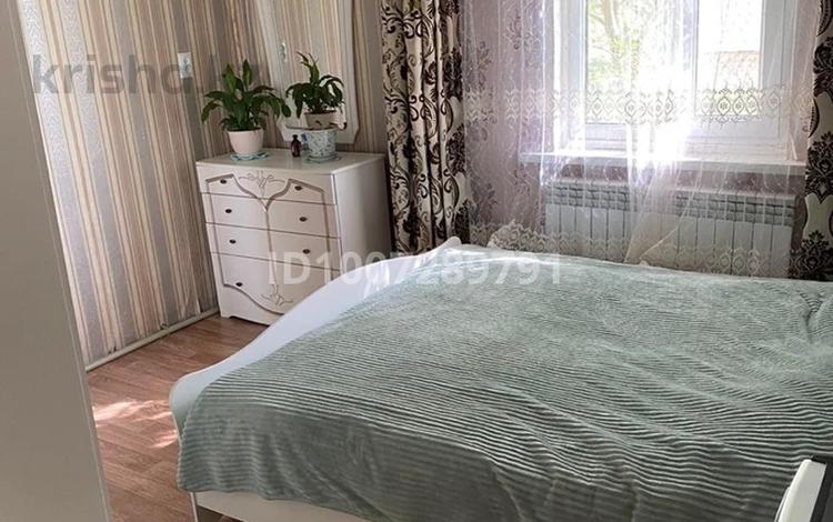 Отдельный дом · 3 комнаты · 70 м² · 6 сот., Мадениет 26 за 25 млн 〒 в Абае — фото 2