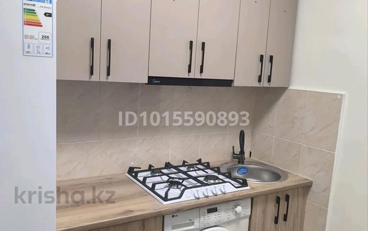 1-бөлмелі пәтер · 33 м² · 1/3 қабат, Манаса 60, бағасы: 300 000 ₸ в Алматы, Бостандыкский р-н — фото 2