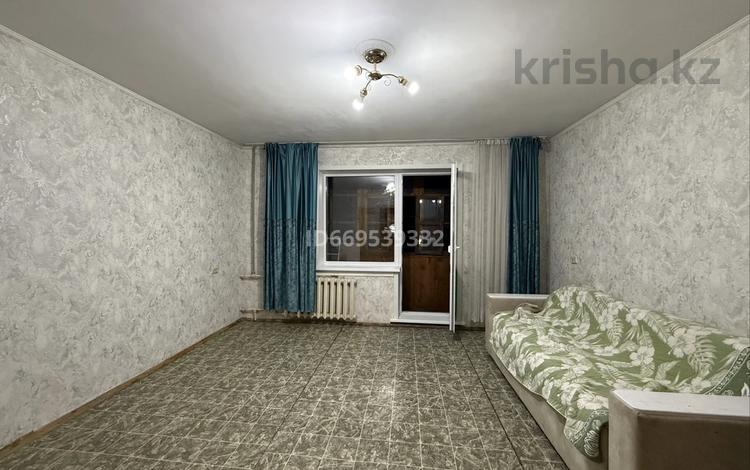 3-комнатная квартира · 67 м² · 2/5 этаж, 40 квартал 1 за 200 000 ₸ в Семее — фото 7