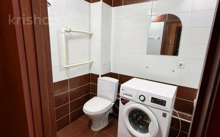 1-комнатная квартира · 45 м² · 2/9 этаж, Жамбыла жабаева 71а за 200 000 ₸ в Петропавловске — фото 2