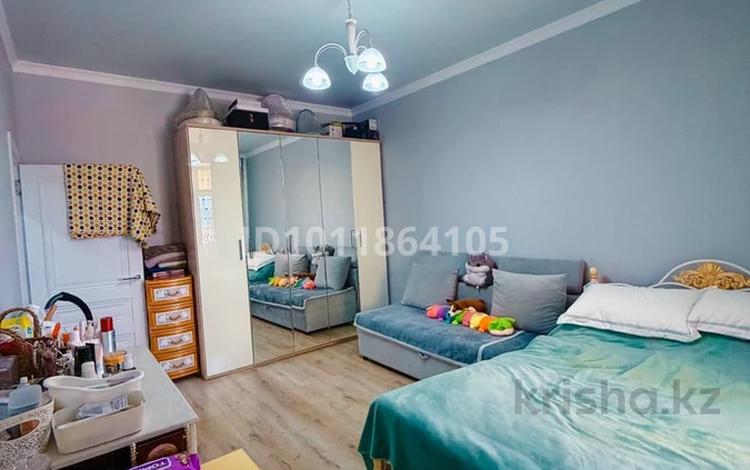 2-бөлмелі пәтер · 65.5 м² · 2/10 қабат, ул. Байкена Ашимова 21 — Прокуратуры, бағасы: 38 млн ₸ в Караганде, Казыбек би р-н — фото 2