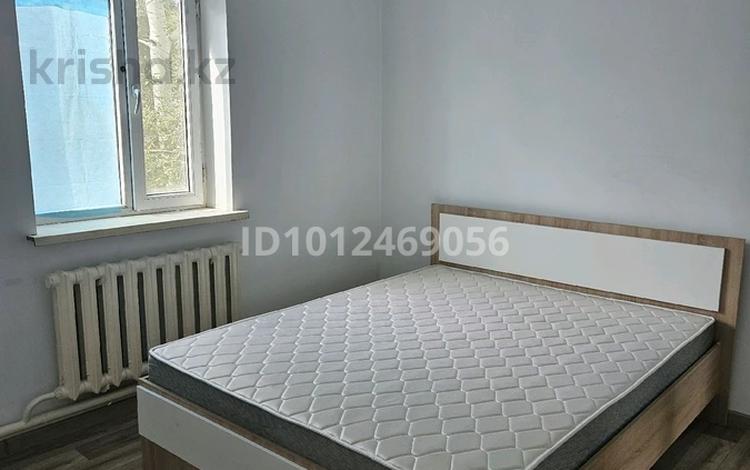 3 бөлме · 39 м² · 2/2 қабат, мкр Акбулак, Рустемова 46 — Угол Сухэ Батор, бағасы: 150 000 ₸ в Алматы, Алатауский р-н — фото 2