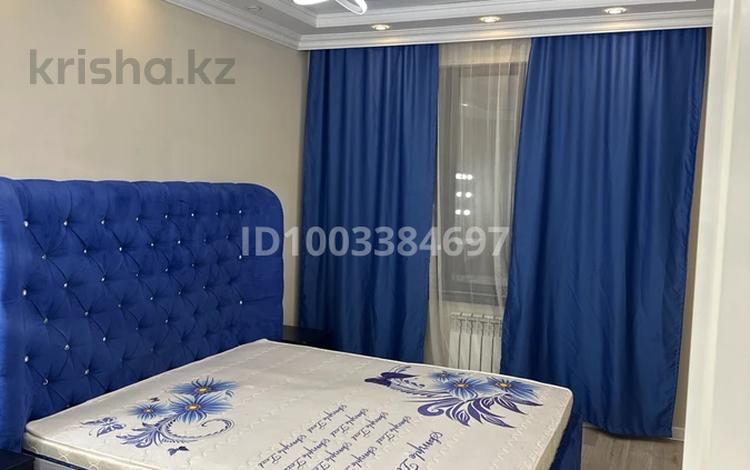 3-комнатная квартира · 75 м² · 1/4 этаж, Мкр Аксай, Б. Момышулы 25 за 400 000 〒 в Алматы, Ауэзовский р-н — фото 2