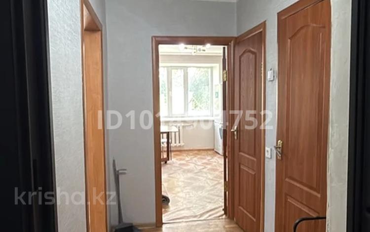 2-комнатная квартира · 35 м² · 3/5 этаж, Школьная 1Б за 130 000 ₸ в Семее — фото 2