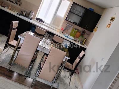 2-бөлмелі пәтер · 55 м² · 1/4 қабат, 3Б-ш/а. 7 — Қайнар колледжінің қасында, бағасы: 14 млн ₸ в Актау, 3Б мкр