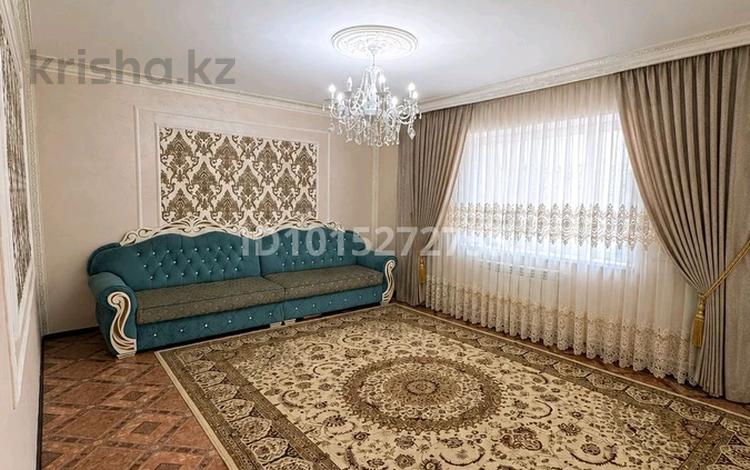 Отдельный дом · 5 комнат · 260 м² · 3.5 сот., Дубинина 16 — Гастело за 38 млн ₸ в Актобе, мкр Гормолзавод — фото 2