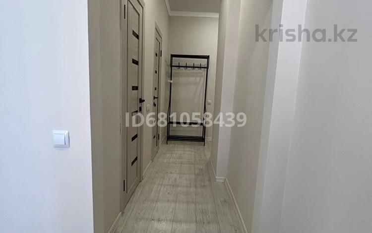 2-комнатная квартира · 60 м² · 2/16 этаж, проспект Шахтеров 46/1 — Старой Корзины за 200 000 ₸ в Караганде — фото 14