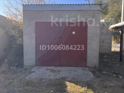 Гараж · 24 м² · мкр Центральный, Азаттык 22 за 7 млн 〒 в Атырау