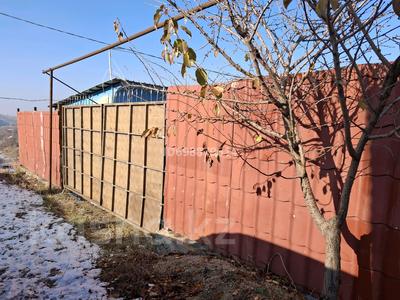 Дача · 2 комнаты · 43.1 м² · 6 сот., Верхняя трасса 34 — улица напротив к магазину Казахстан за 15 млн 〒 в Кыргауылдах