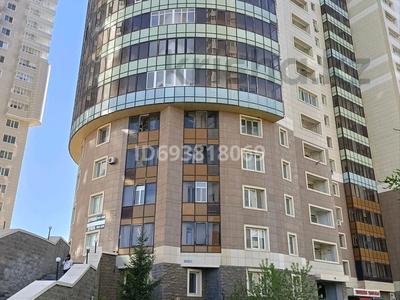 2-комнатная квартира, 15 м², Нажимеденова 10 за 29 млн 〒 в Астане, Алматы р-н