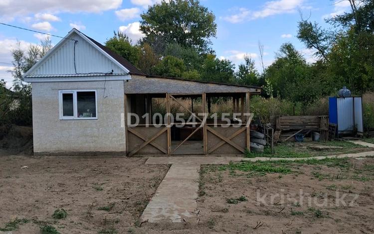 Саяжай · 1 бөлме · 18 м² · 10 жүзд., 4 ш/а, Арматурщик 147 — С.О Арматурщик, бағасы: 3.9 млн ₸ в Уральске, мкр 4 — фото 2